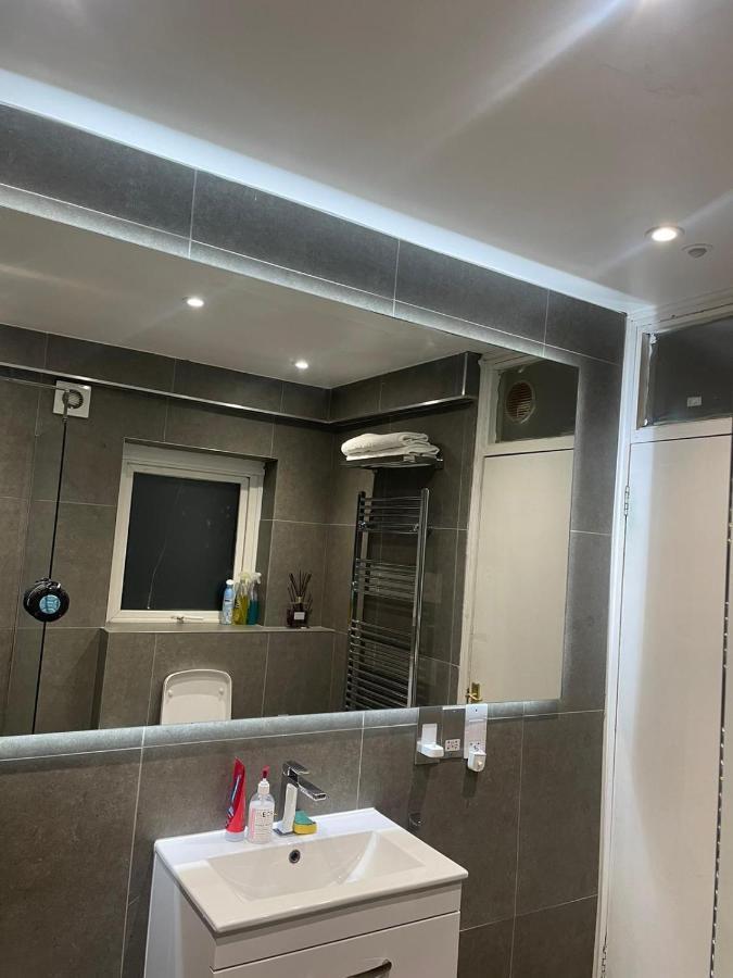 Balham, South London Spacious Guest House 5, 6 Rooms Available Kültér fotó