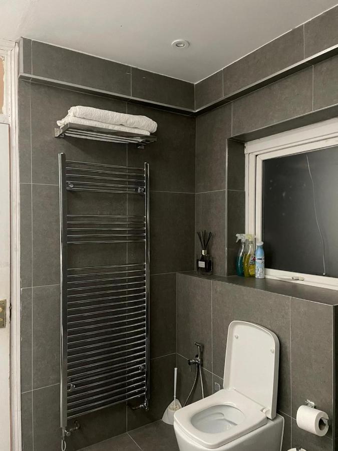 Balham, South London Spacious Guest House 5, 6 Rooms Available Kültér fotó